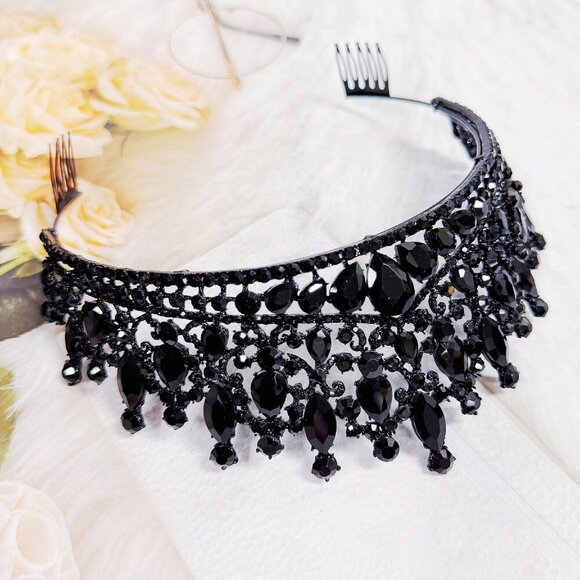 Gothic Wedding Headpiece, Witch Queen Tiara, Black Crystal Tiara, Halloween Gift - Picture 9 of 10